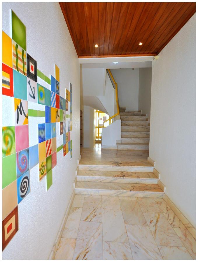 Apartamentos Capitolina Quarteira Luaran gambar