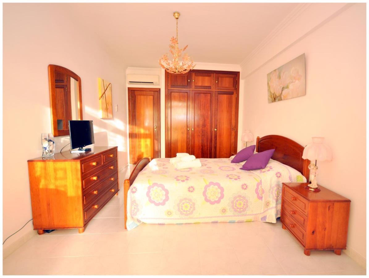 Apartamentos Capitolina Quarteira Luaran gambar