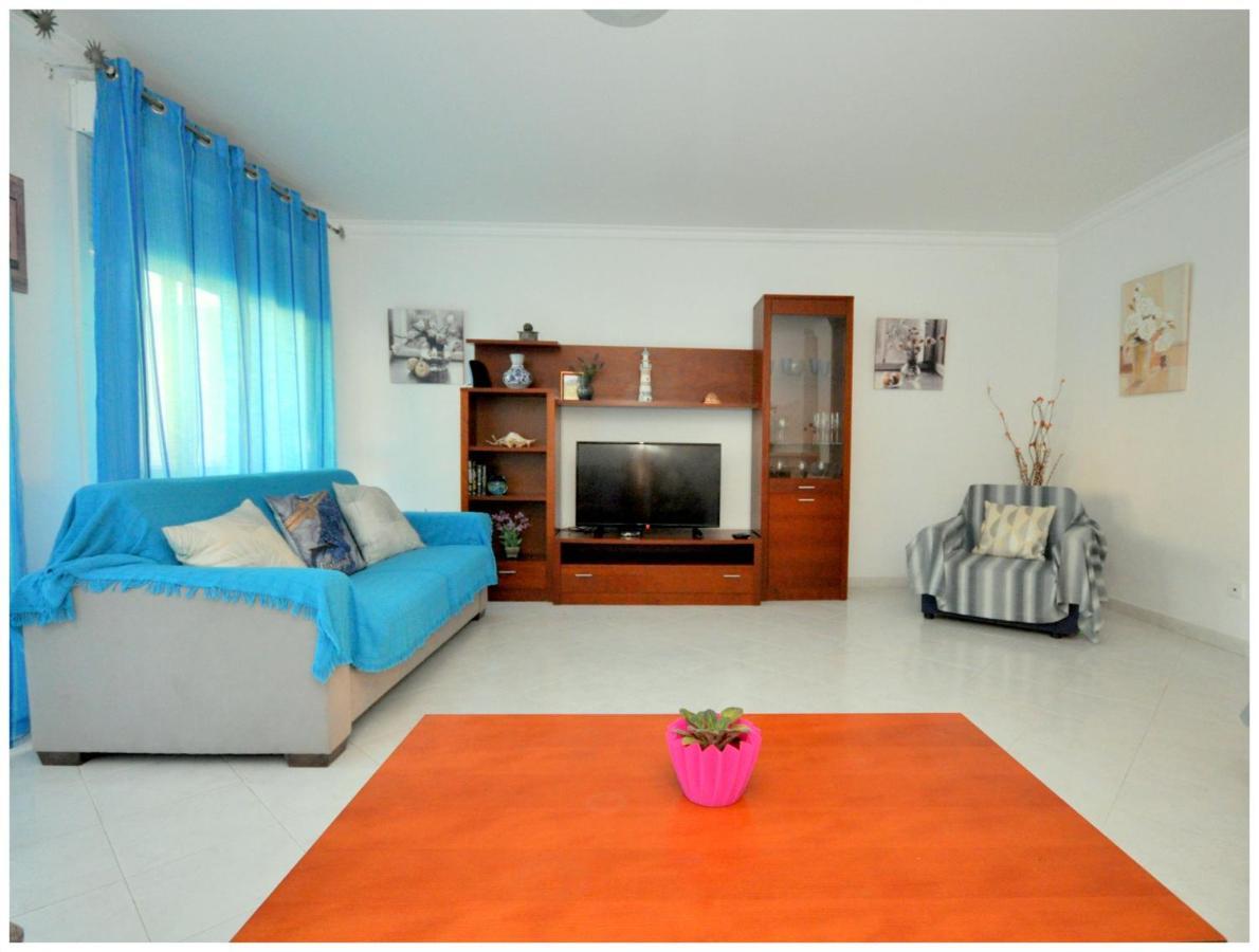 Apartamentos Capitolina Quarteira Luaran gambar