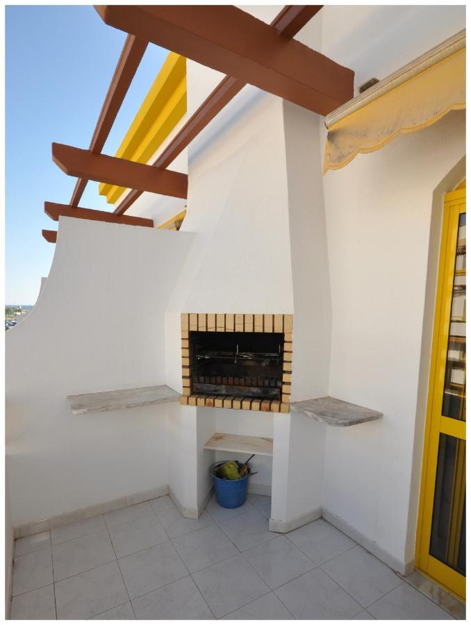 Apartamentos Capitolina Quarteira Luaran gambar