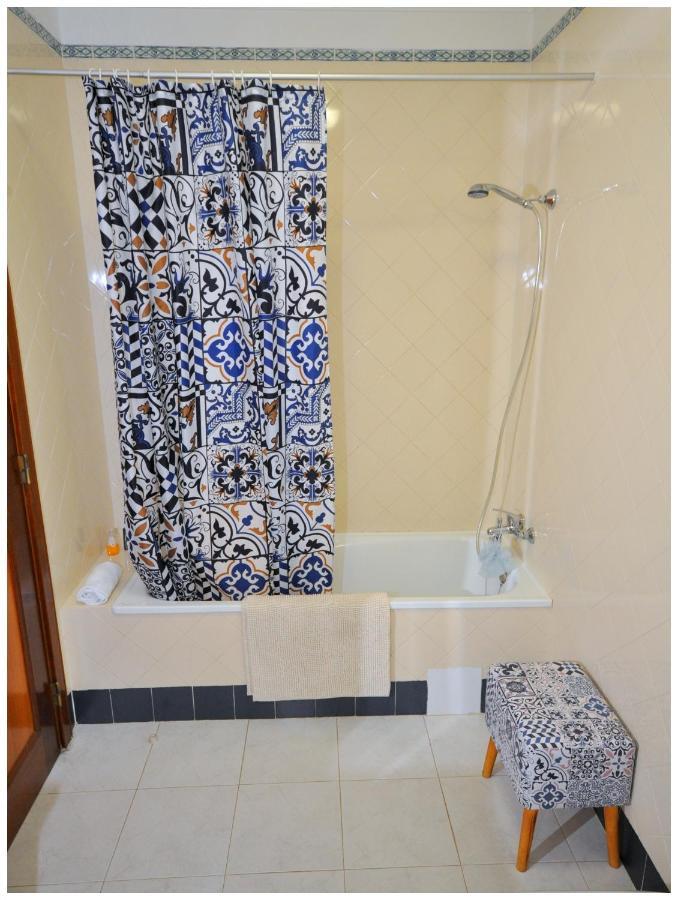 Apartamentos Capitolina Quarteira Luaran gambar
