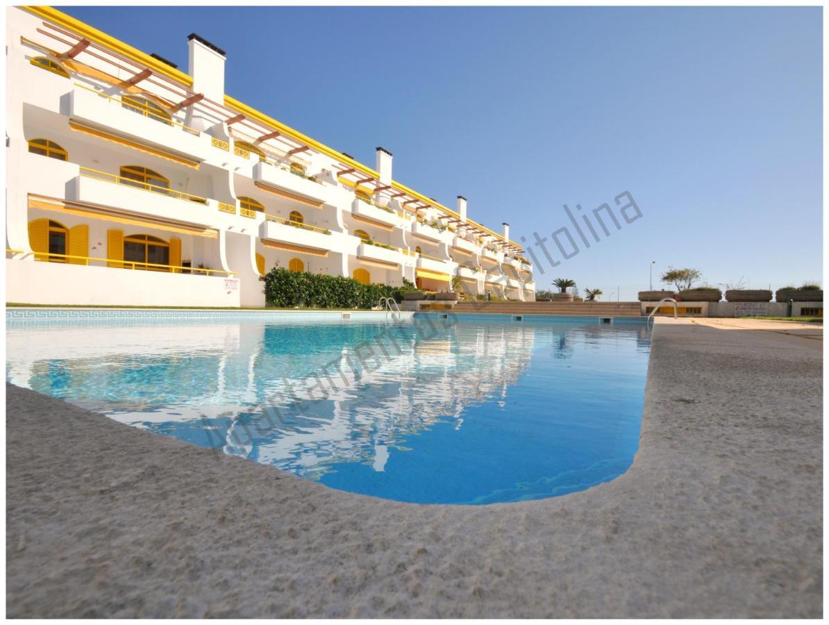 Apartamentos Capitolina Quarteira Luaran gambar