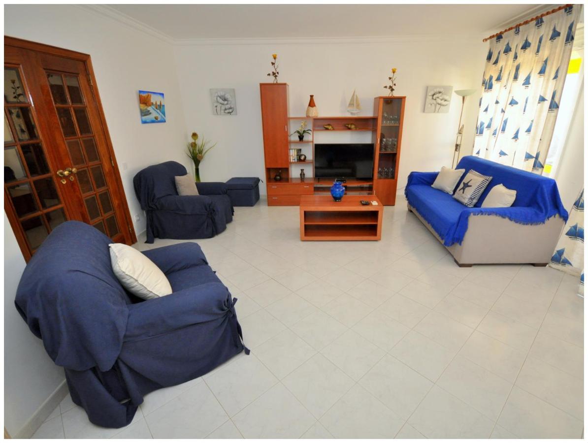 Apartamentos Capitolina Quarteira Luaran gambar