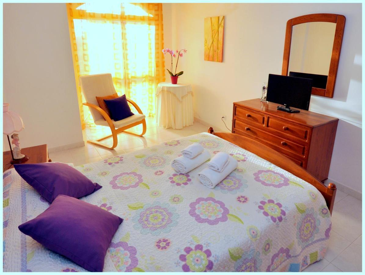 Apartamentos Capitolina Quarteira Luaran gambar