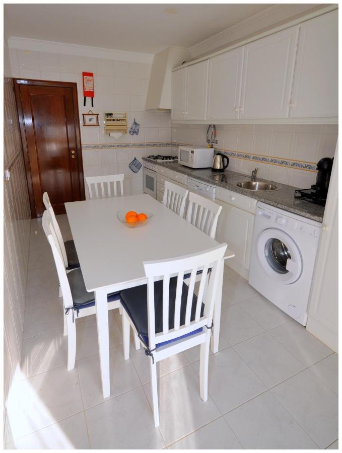 Apartamentos Capitolina Quarteira Luaran gambar