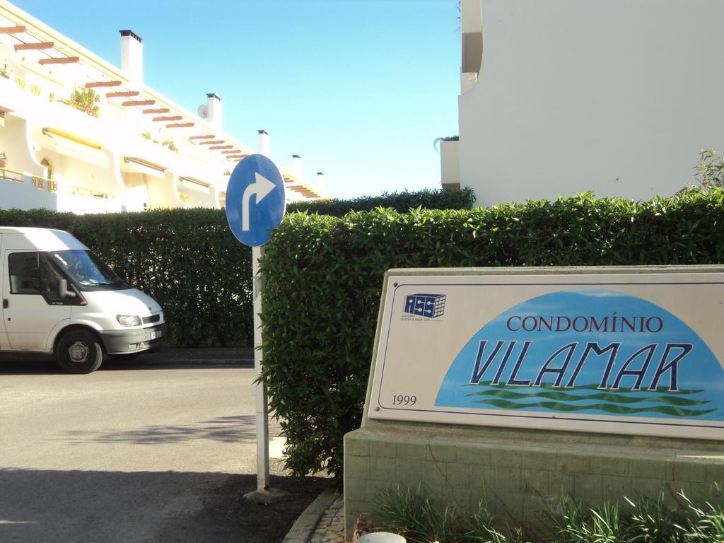 Apartamentos Capitolina Quarteira Luaran gambar